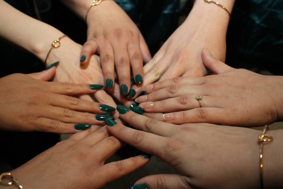 Hands