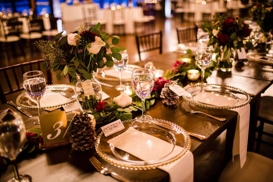 Table setting and decor