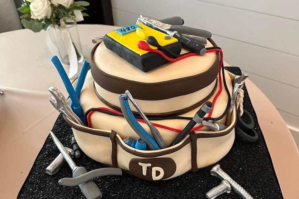 Electrical theme Groom Cake