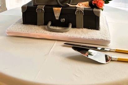 Travel theme Wedding cake