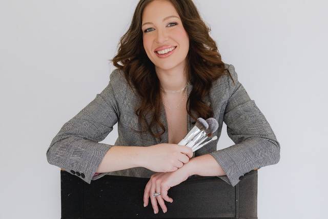 Megan Calligaro Makeup Artist