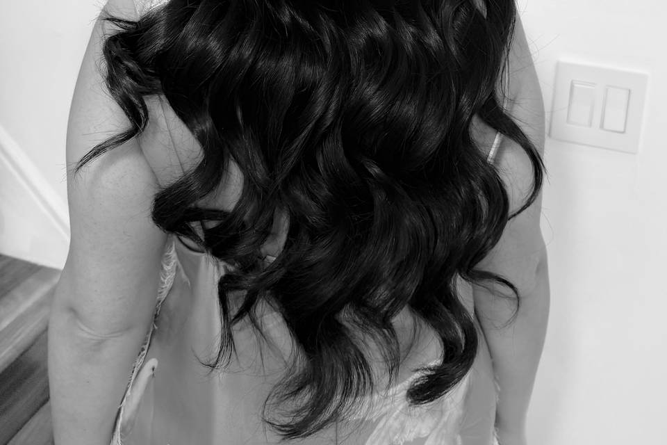 Glam waves