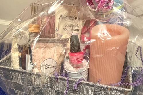 Bridesmaids Basket