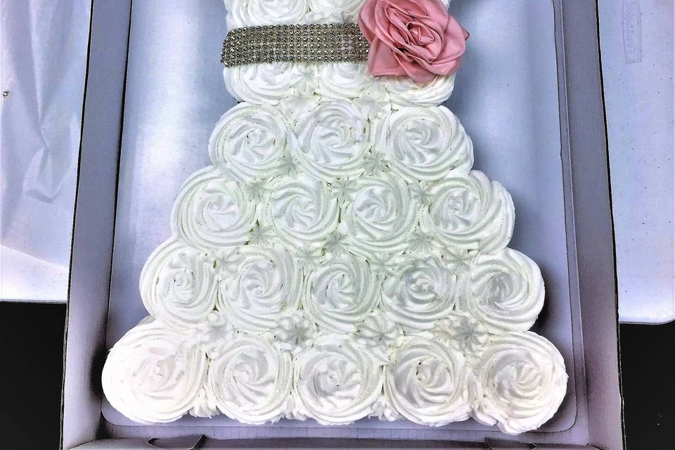 Heart cupcake cake