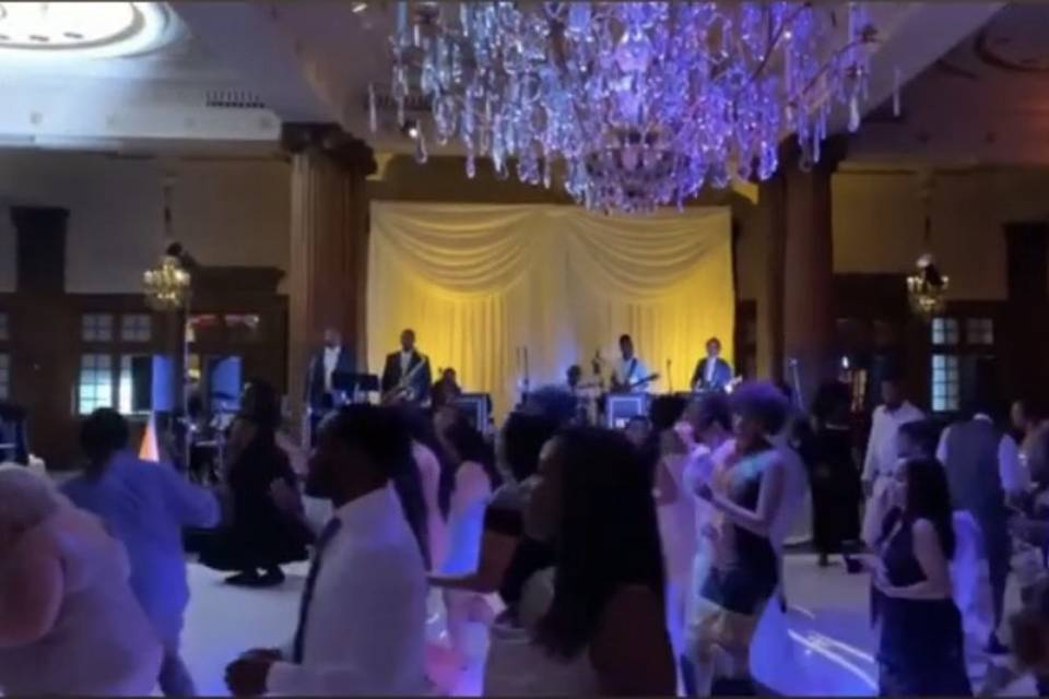 Keeping the Dance Floor PACKED