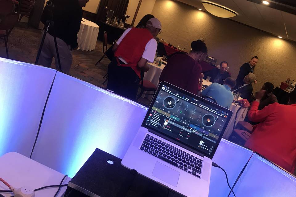 DJ PC