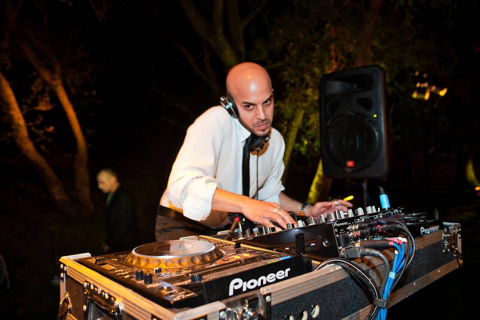 DJ Roozbeh Spinning. Leili & Hooman Malibu Persian Wedding @Saddlerock Ranch (Joshua Bobrove Photography)