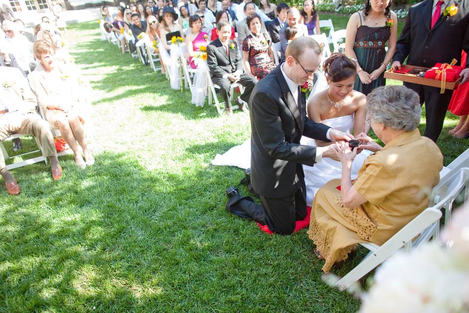 Chinese Tea Ceremony. Kelly & Glen Chinese Fusion Wedding @Beverly Hills Private Estate. (Gavin Holt Photography)