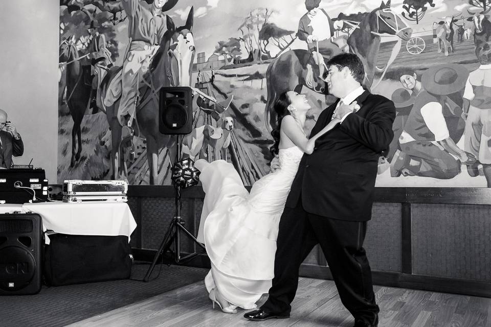 Choreographed First Dance. Sheena & Keith Beverly Hills Wedding Ceremony @Greystone Mansion (Gavin Farrington Photography)