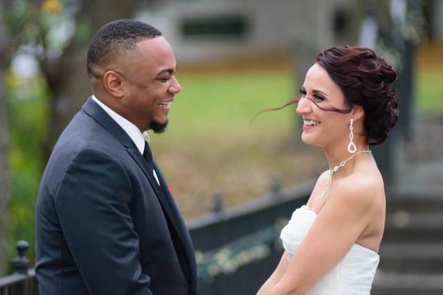 Holliday Entertainment & Photography