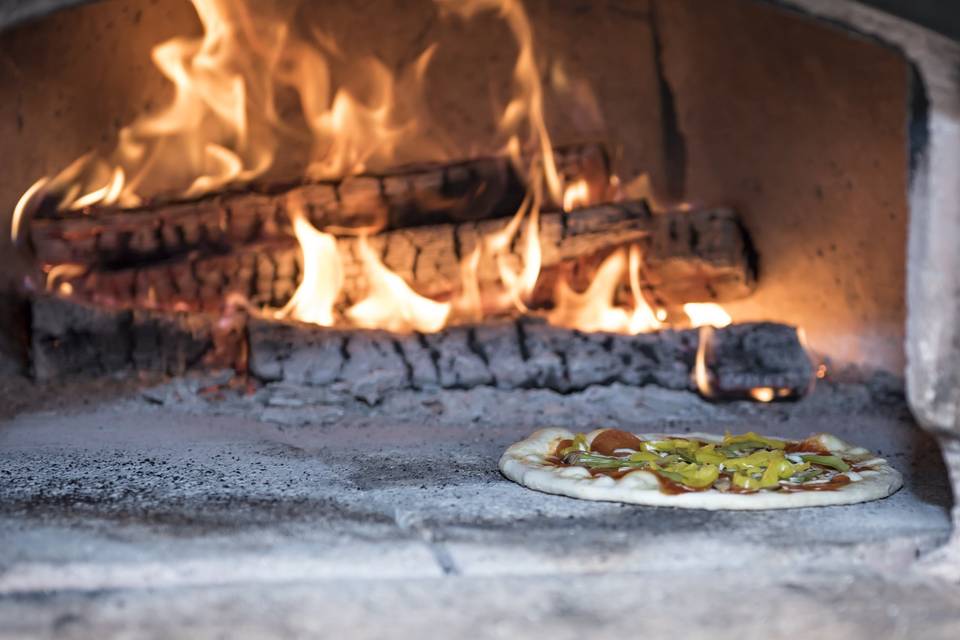 Fireside Pizza & Catering