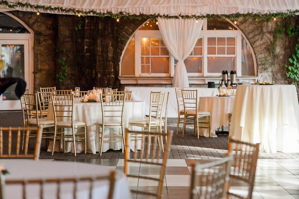 Reception setting - Irina Nikole Photography