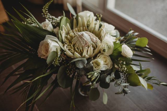 Tropical bouquet