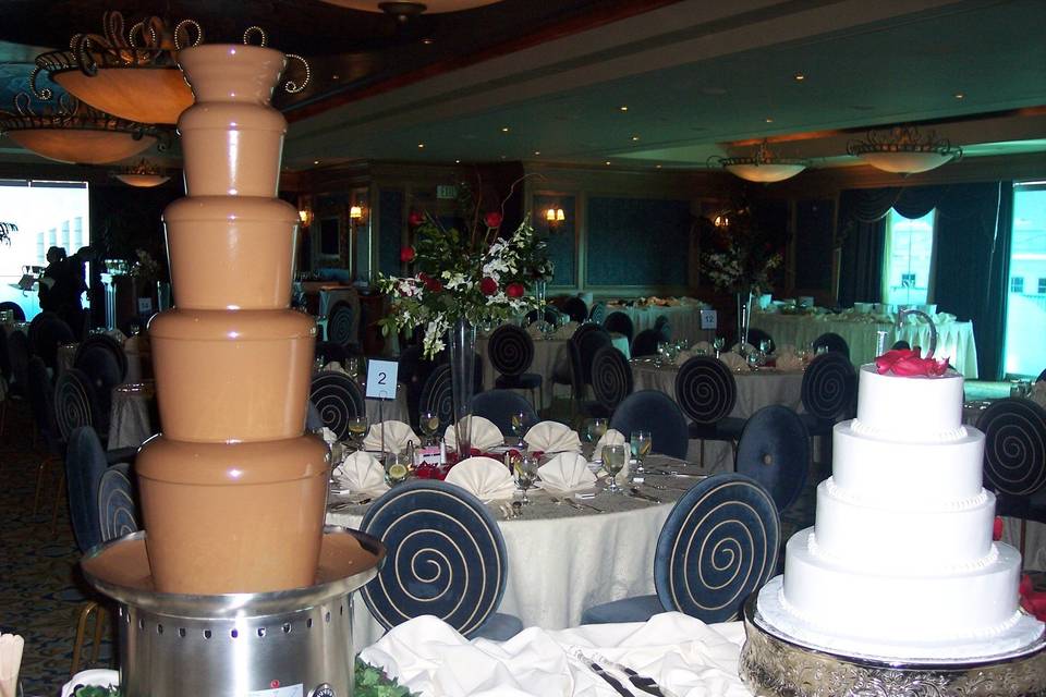 Deligance Chocolate Fountains & Dessert Catering in Houston