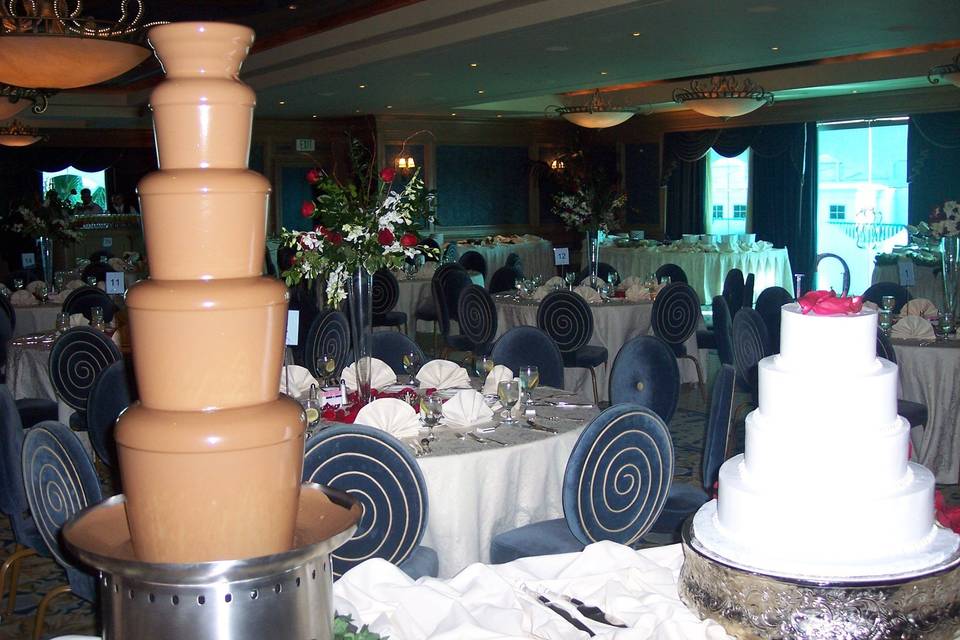 Deligance Chocolate Fountains & Dessert Catering in Houston