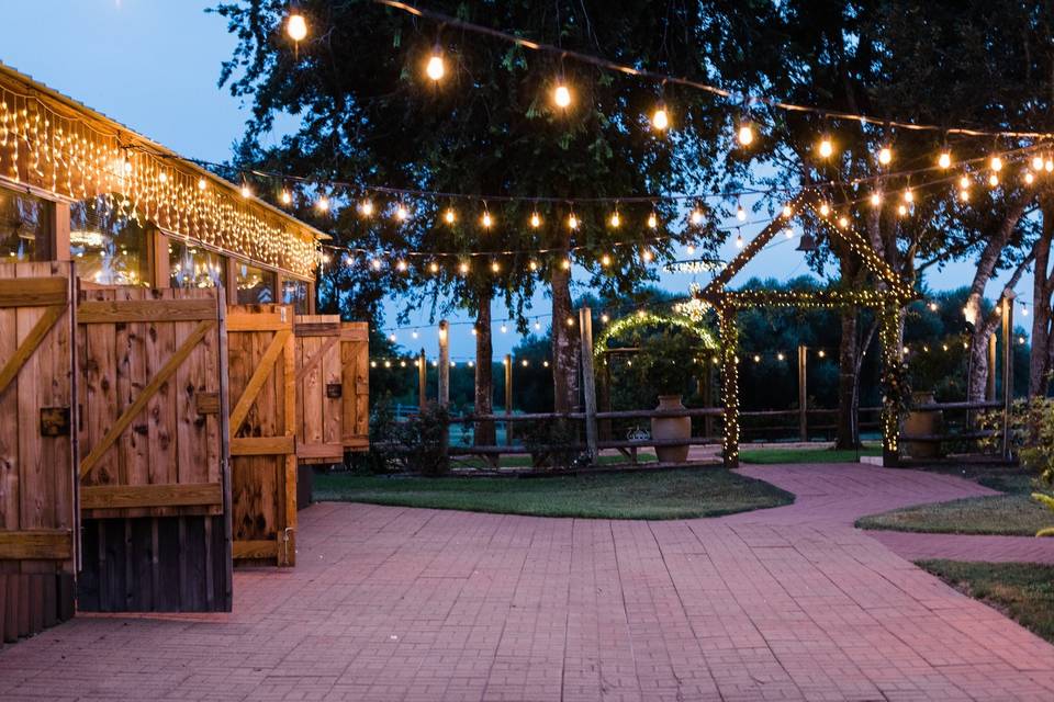 Las Brisas Farm