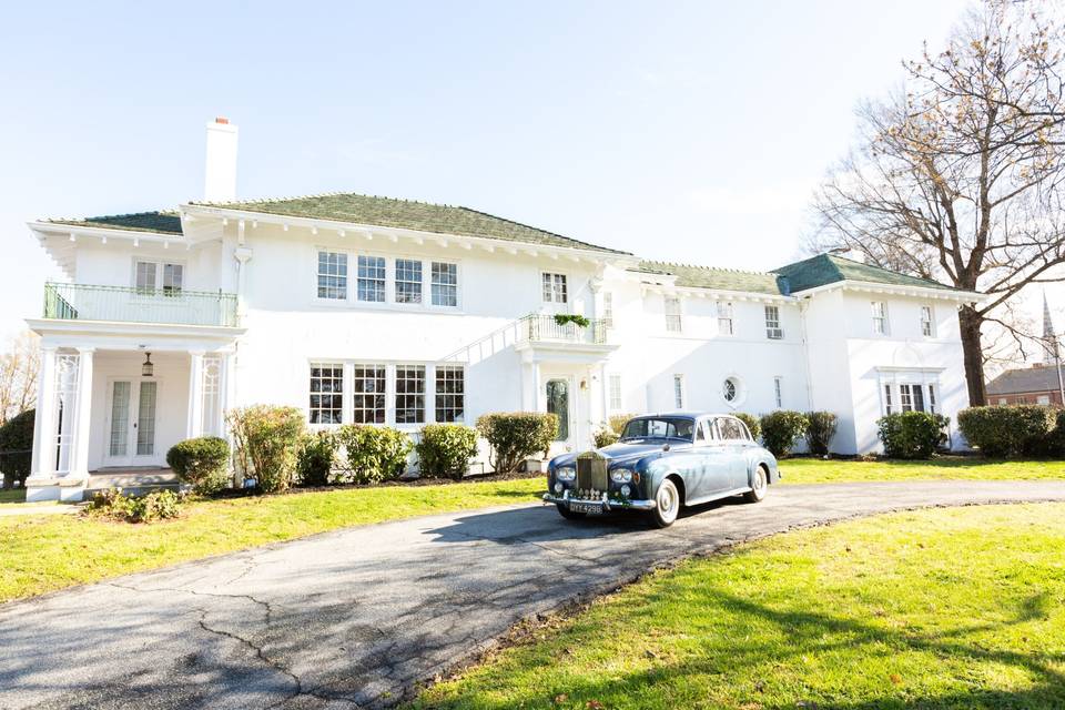 Main House and Driveway Front