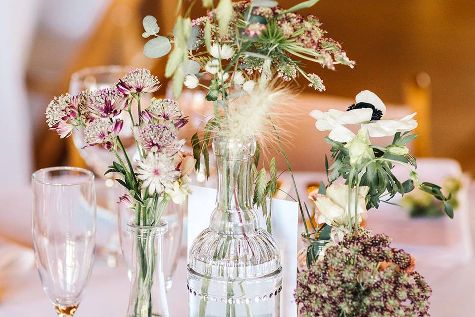 Rustic table centerpieces