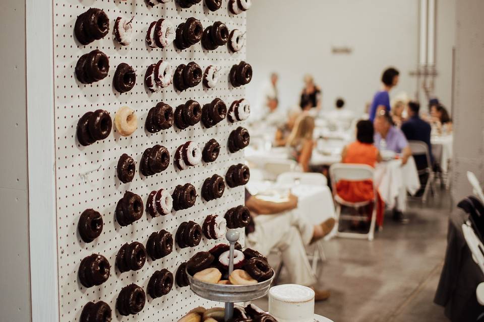 Donut wall available to rent
