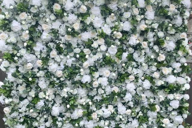 White flower wall