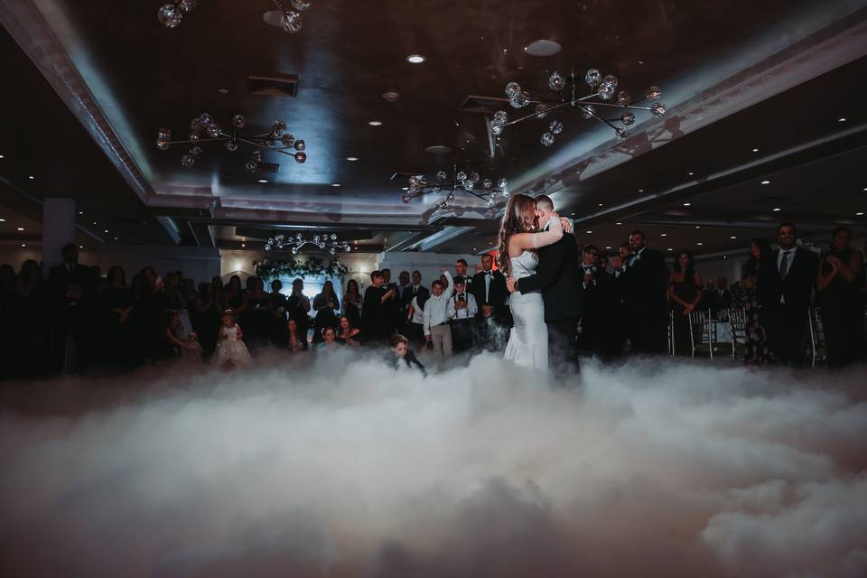 Dancing on Cloud