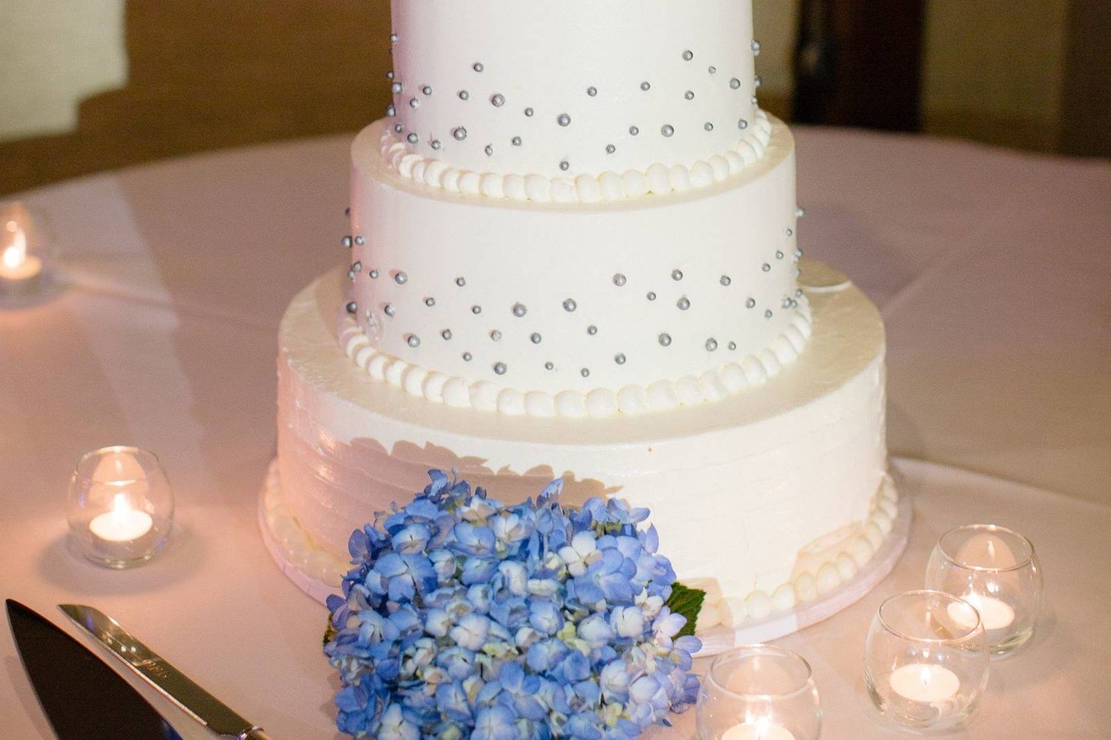 The French Gourmet Wedding Cake San Diego Ca Weddingwire