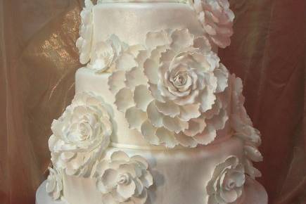 White floral cake