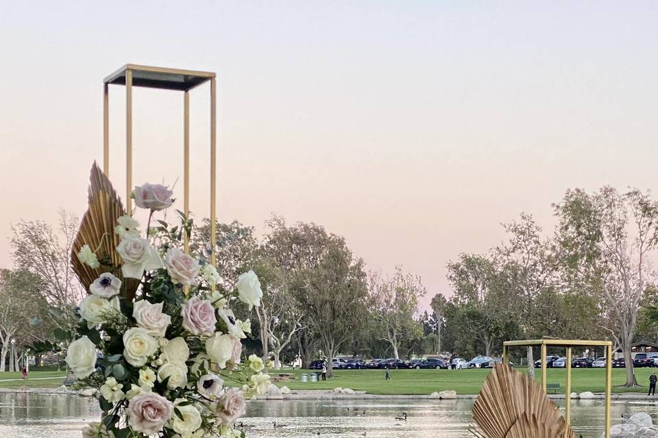 Modern ceremony arch