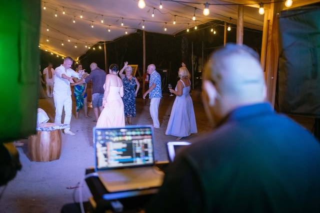 Party time DJ