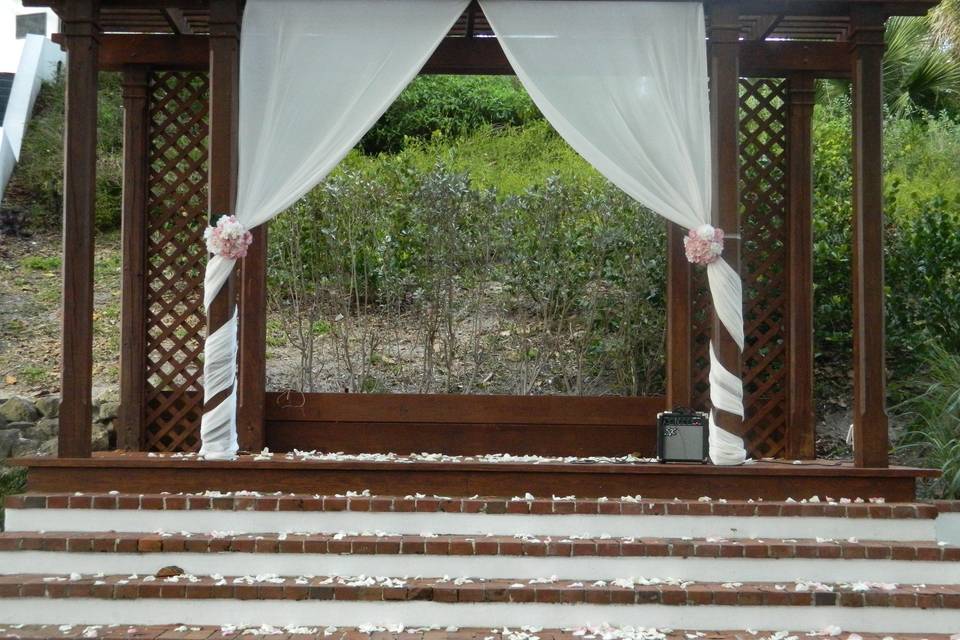 Wedding altar