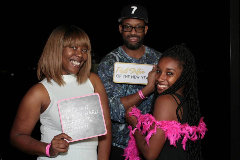 Get Snapped Photo Booths