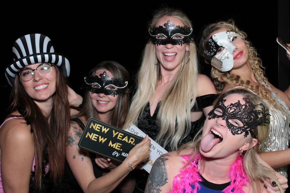 Get Snapped Photo Booths