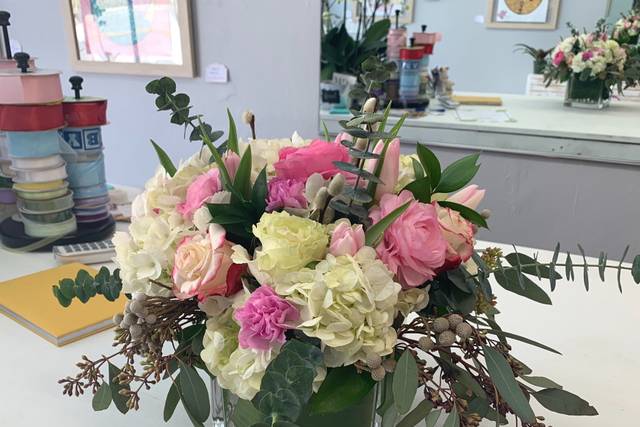 An elegant centerpiece