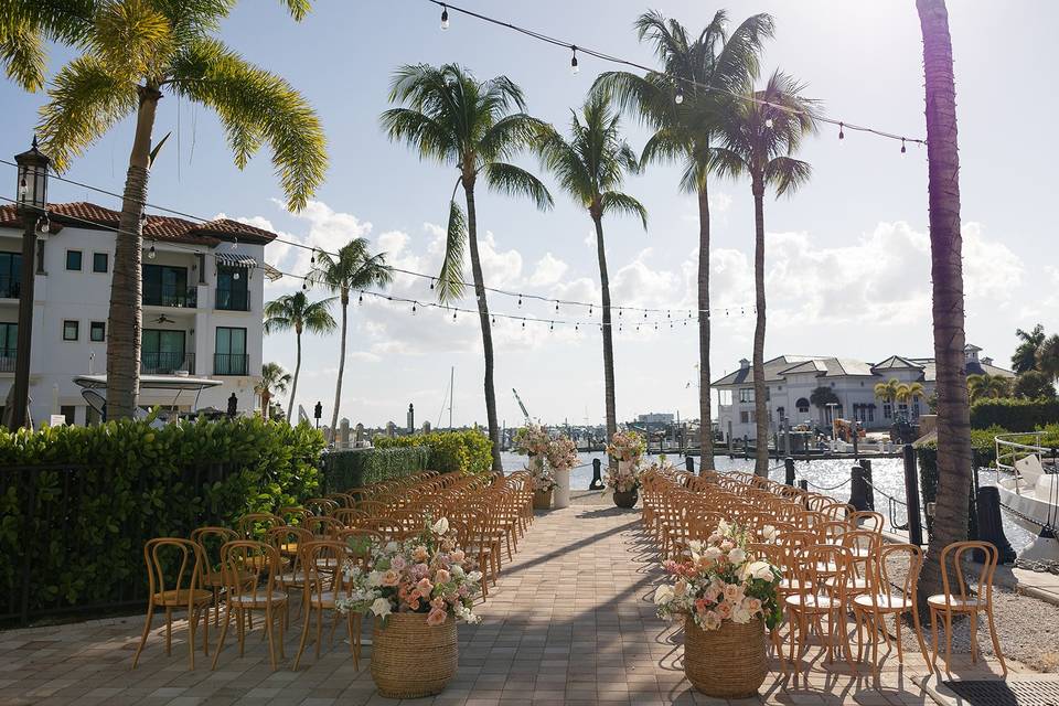Naples Bay Resort