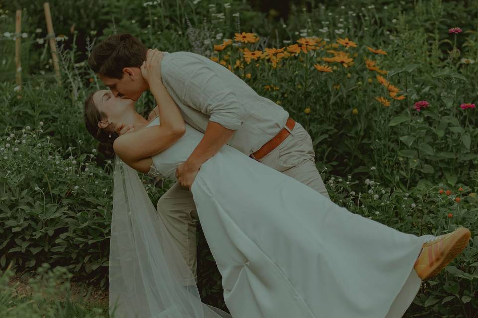 Flower kiss