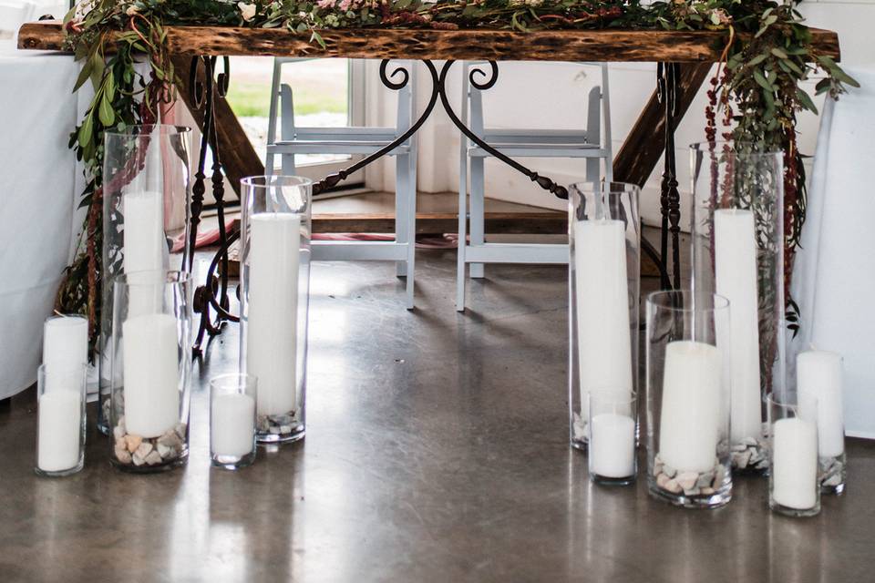 Madd Designs Sweetheart Table