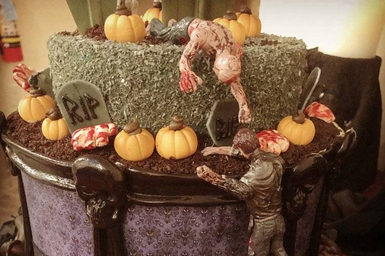 Zombies - Back of Cake