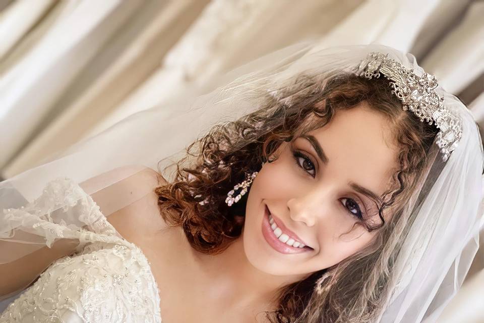 Bridal Jewelry and Wedding Veils in Orlando, FL