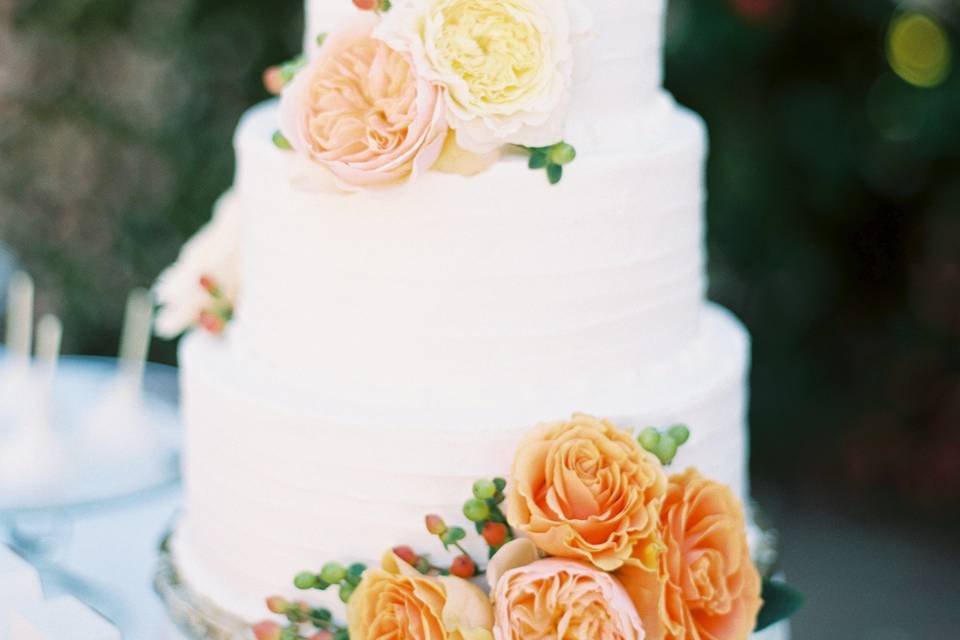 The wedding cake (Grace Aston Photography)