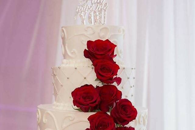 Wedding Cake Floral Decor