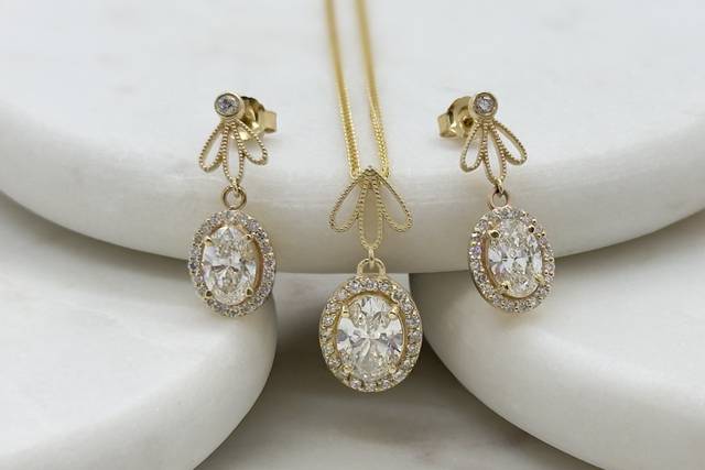 Custom Necklaces and Earring!