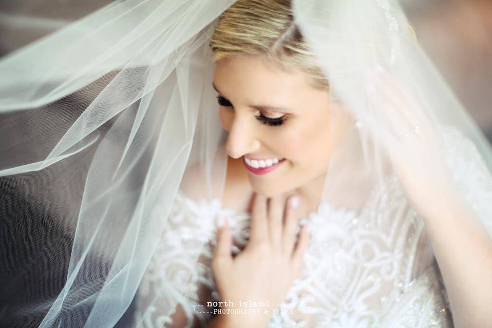 Bridal makeup and veil