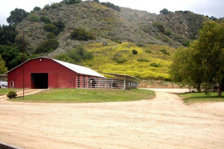 Santa Cruz barn of Cañada Larga Ranch