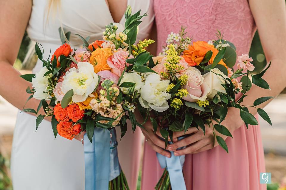 Bride and bridesmaid bouquets