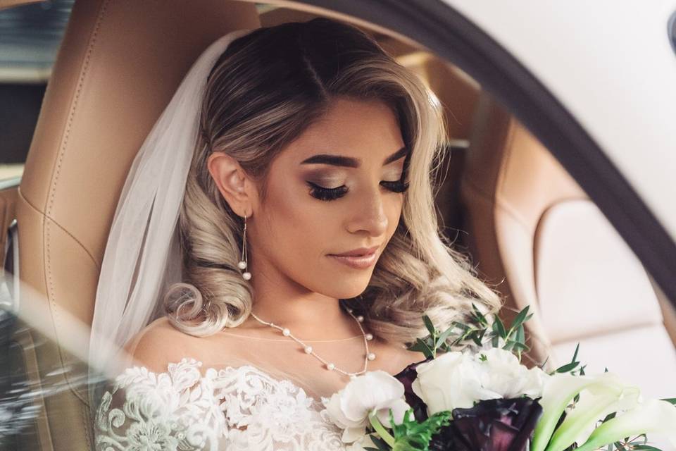 Glam Bride