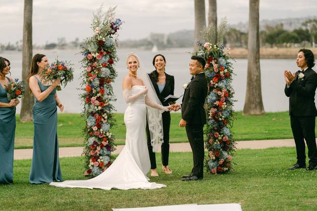 Weddings Royale