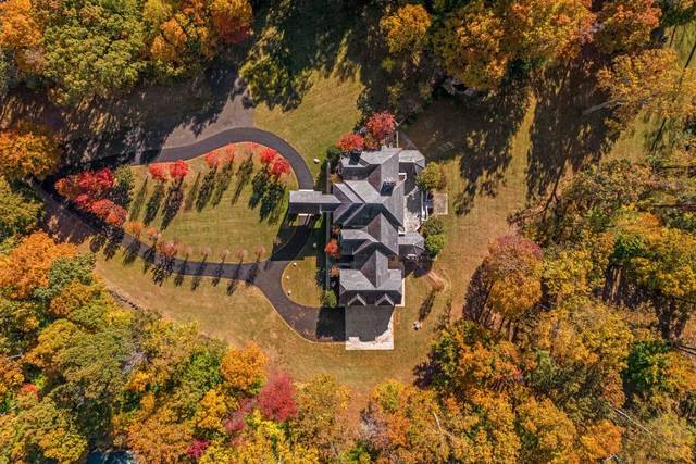 Beacon Hill Manor in Fall