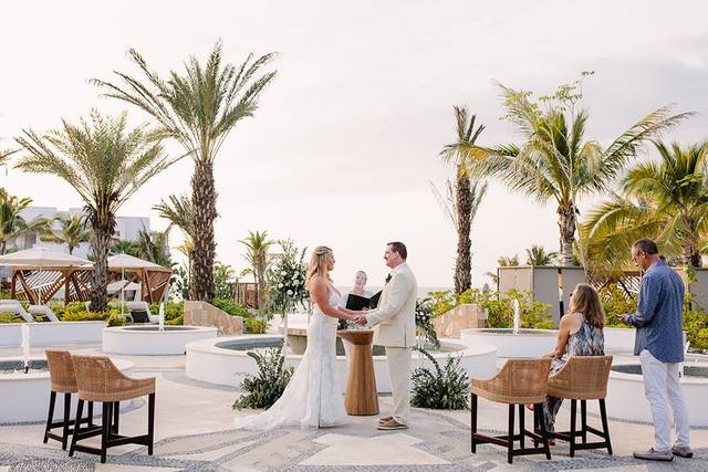Conrad Punta de Mita