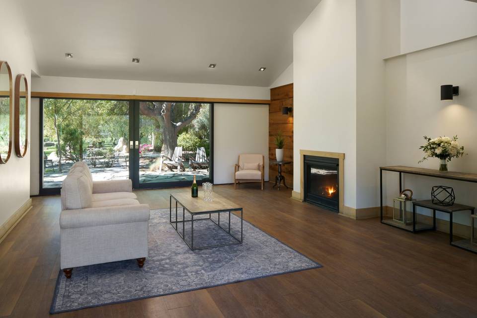 Carriage House Suite