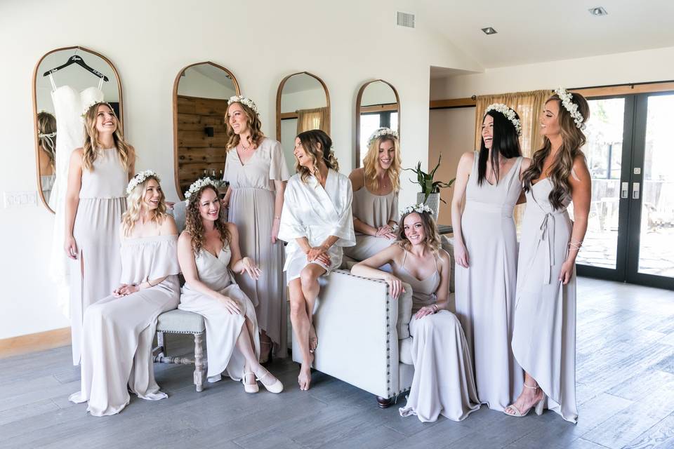 Gorgeous bridal party